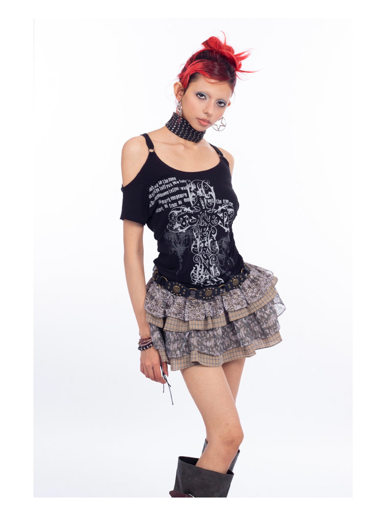 4RE1GN CROSS SCRIPT cold-shoulder tee in black — three-quarter modeled view with arms down