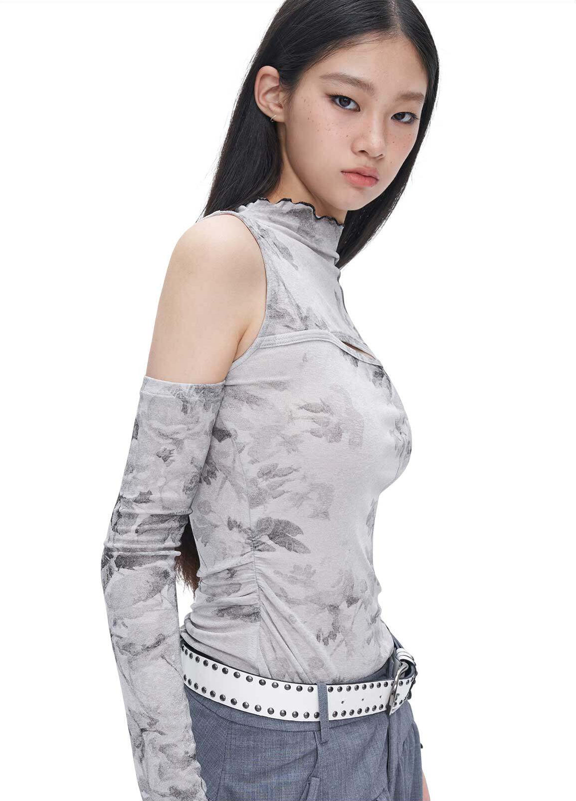 NEXT PASSPORT gray ink-print asymmetric off-shoulder top
