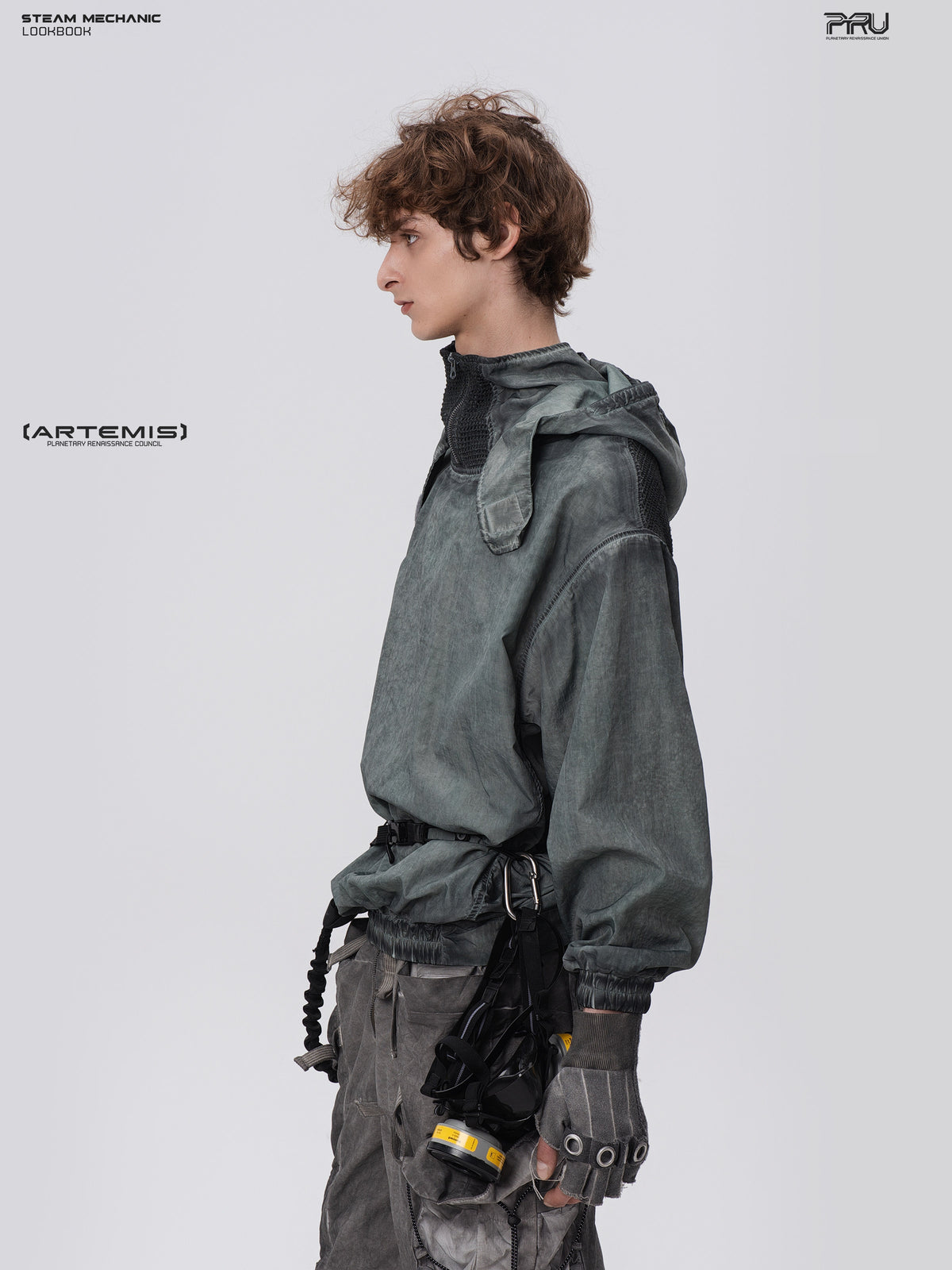 STEAM FUNCTION PIONEER moon-blue mesh hoodie, left profile close view of the hood and long sleeve