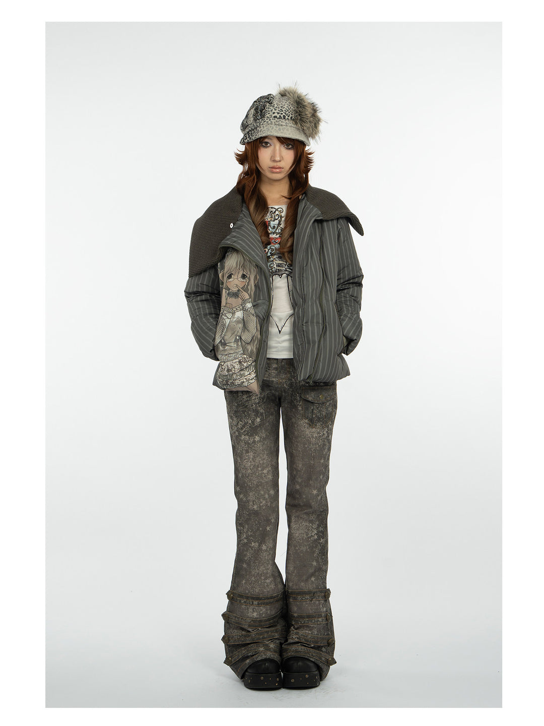 4RE1GN COMIC STRIPE asymmetric-collar down jacket in olive green — full-length modeled view with the jacket unzipped