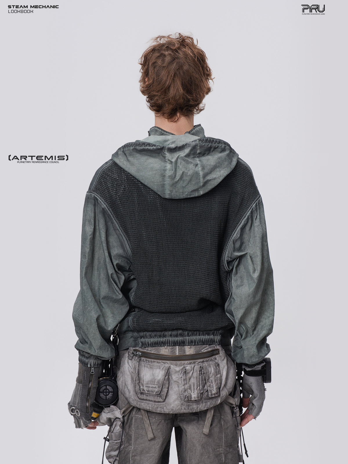 STEAM FUNCTION PIONEER moon-blue mesh hoodie, back close view showing the black mesh panel
