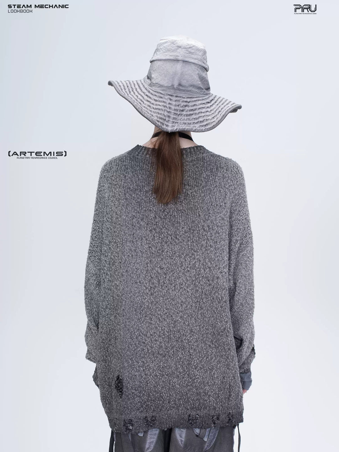 ARTEMIS distressed reversible knit sweater, moon dust gray, close rear view