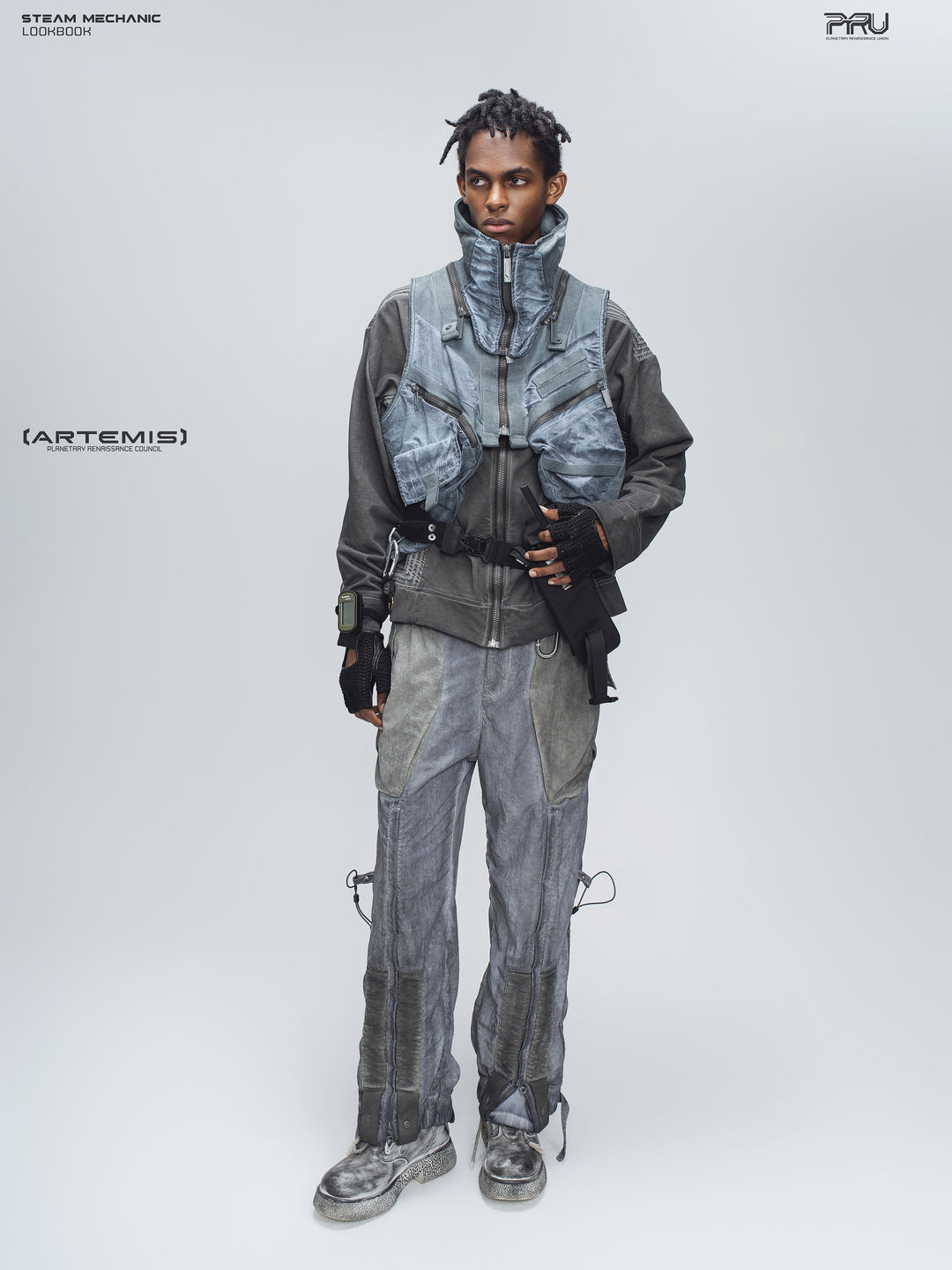 FISSION modular vest in star blue, full-body front styling with gray layers
