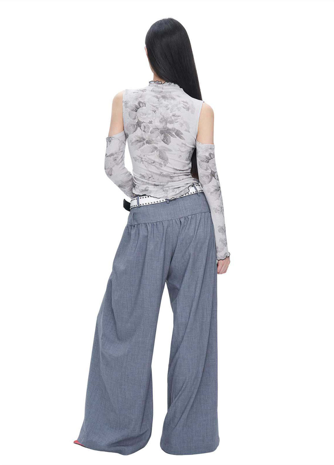 NEXT PASSPORT gray ink-print asymmetric off-shoulder top