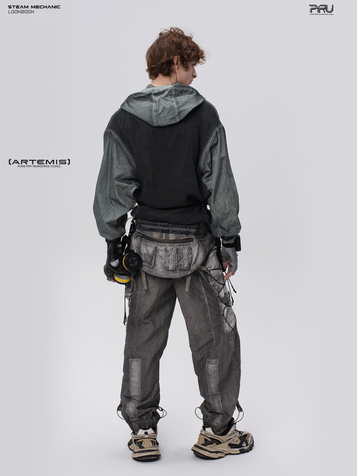 STEAM FUNCTION PIONEER moon-blue mesh hoodie, rear three-quarter full-body view of the mesh back