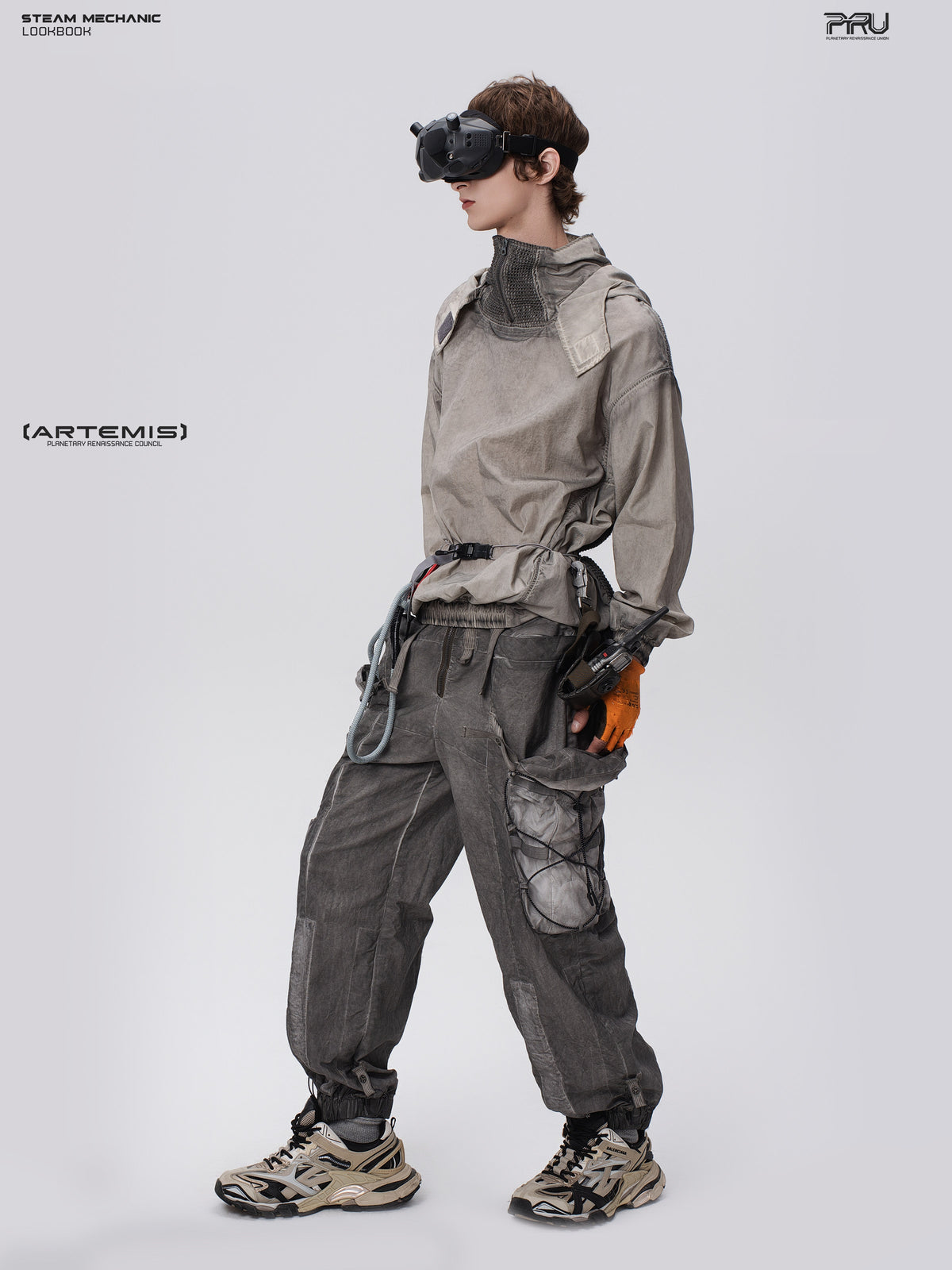 PIONEER meteorite-gray mesh hoodie, full-body left-side styling