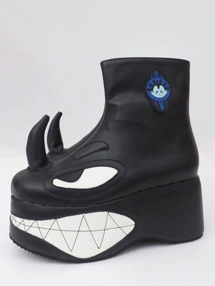 EMBRYO ANGRY horn-toe platform boots — outer side detail