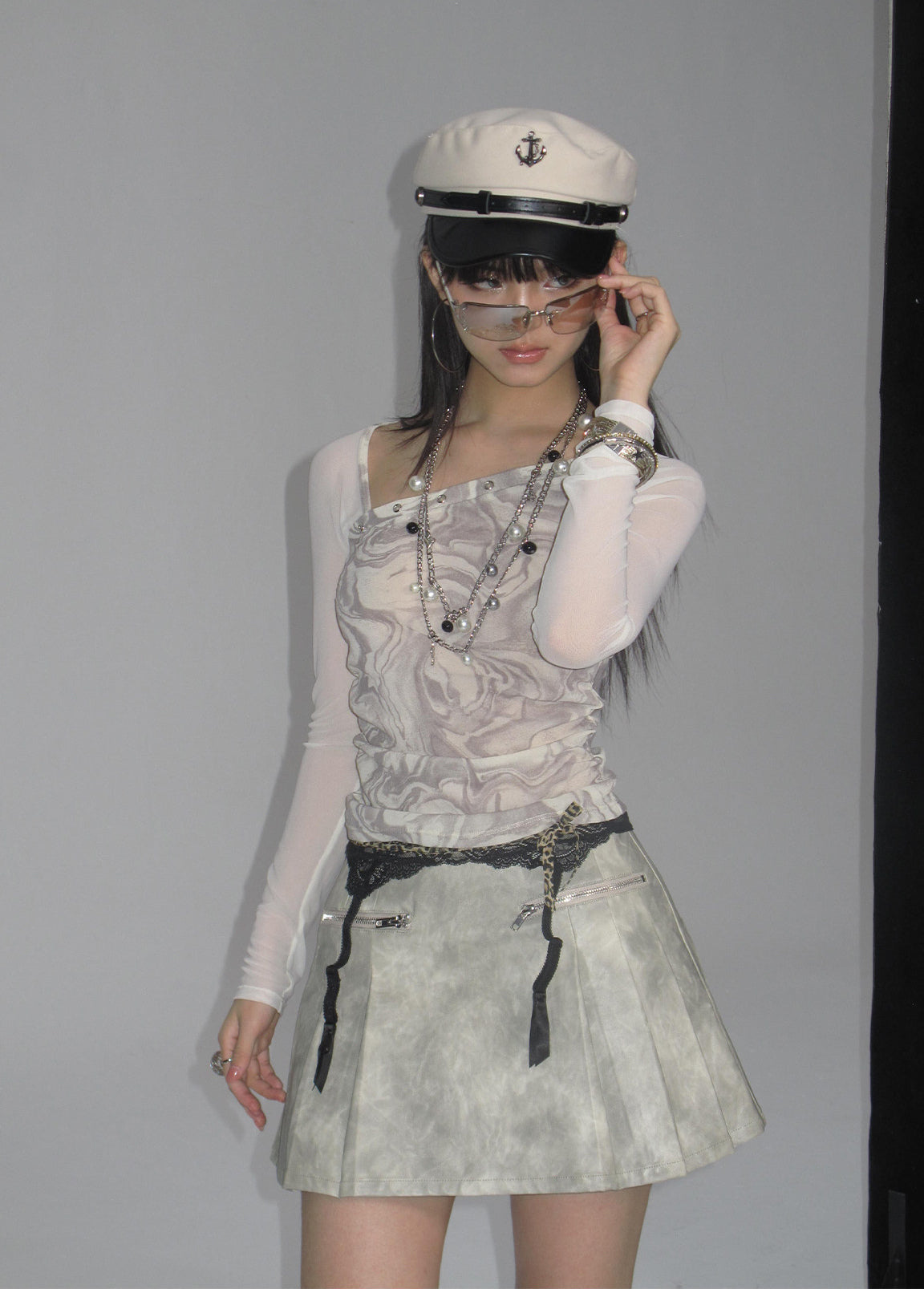 NEXT PASSPORT light-gray tie-dye jacket and pleated mini skirt matching set, photo 9