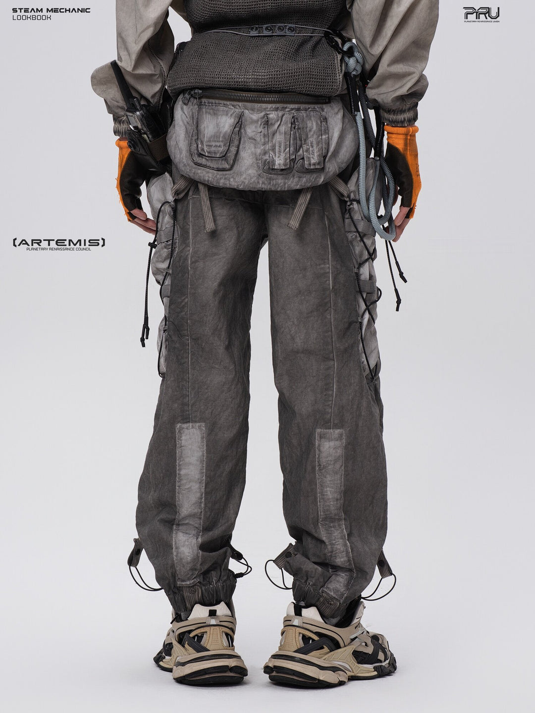 PIONEER cargo pants in Meteorite Gray, modeled rear view and long side pockets