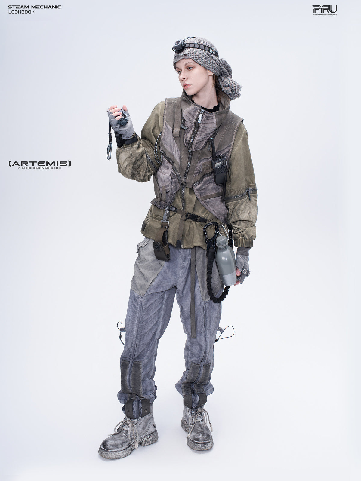 STEAM FUNCTION PIONEER mercury-brown detachable-sleeve jacket, layered styling with grey vest and utility accessories