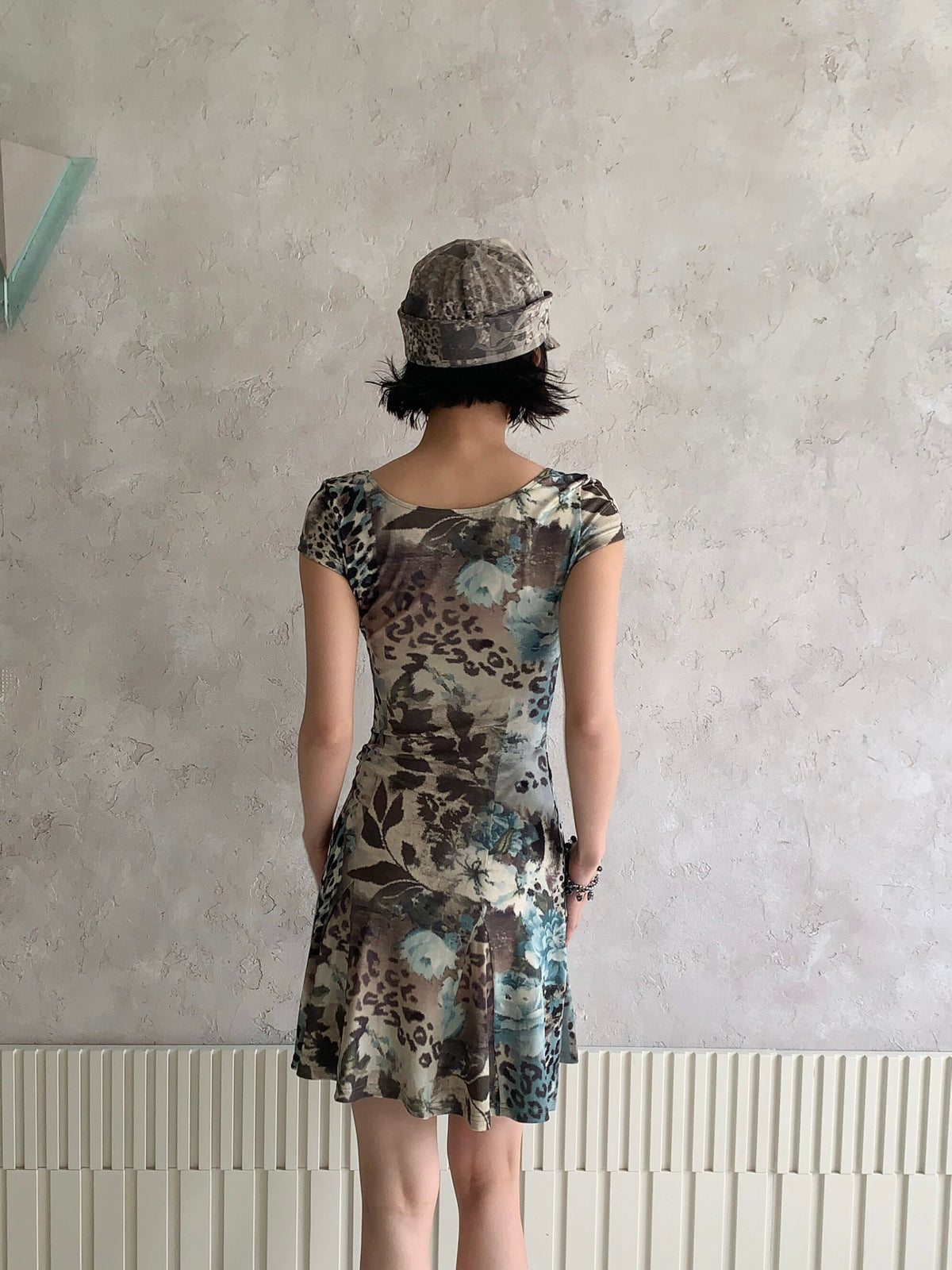 4RE1GN SEA BLUE leopard floral lace dress in gray blue — back modeled view