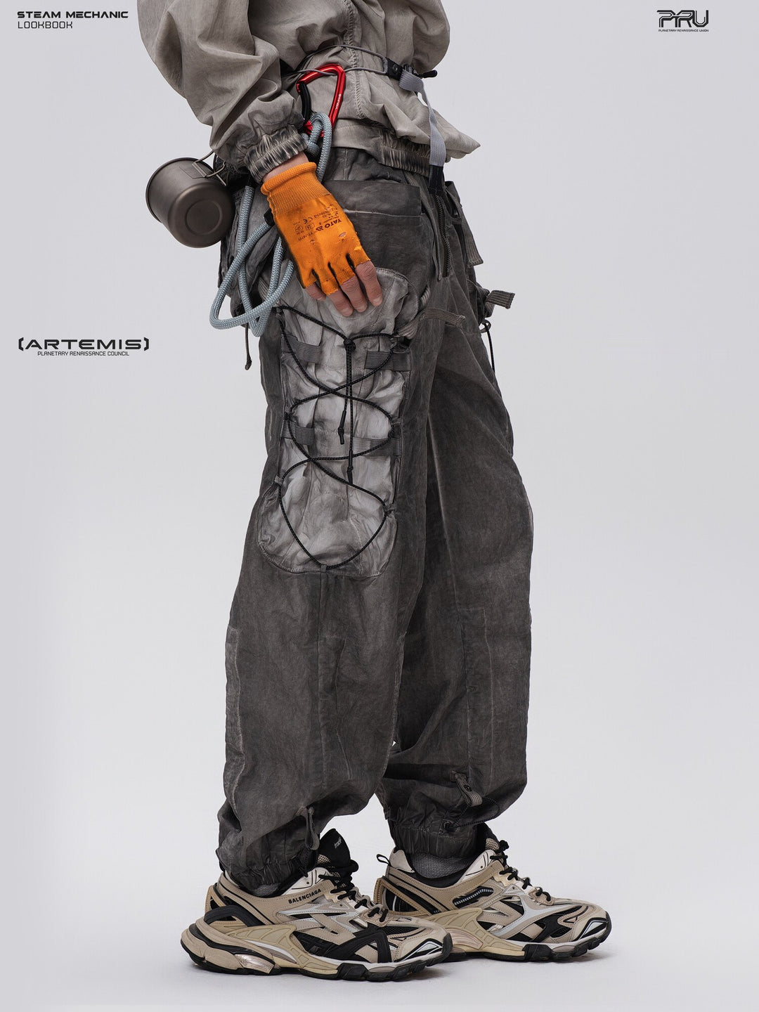 PIONEER cargo pants in Meteorite Gray, modeled side profile
