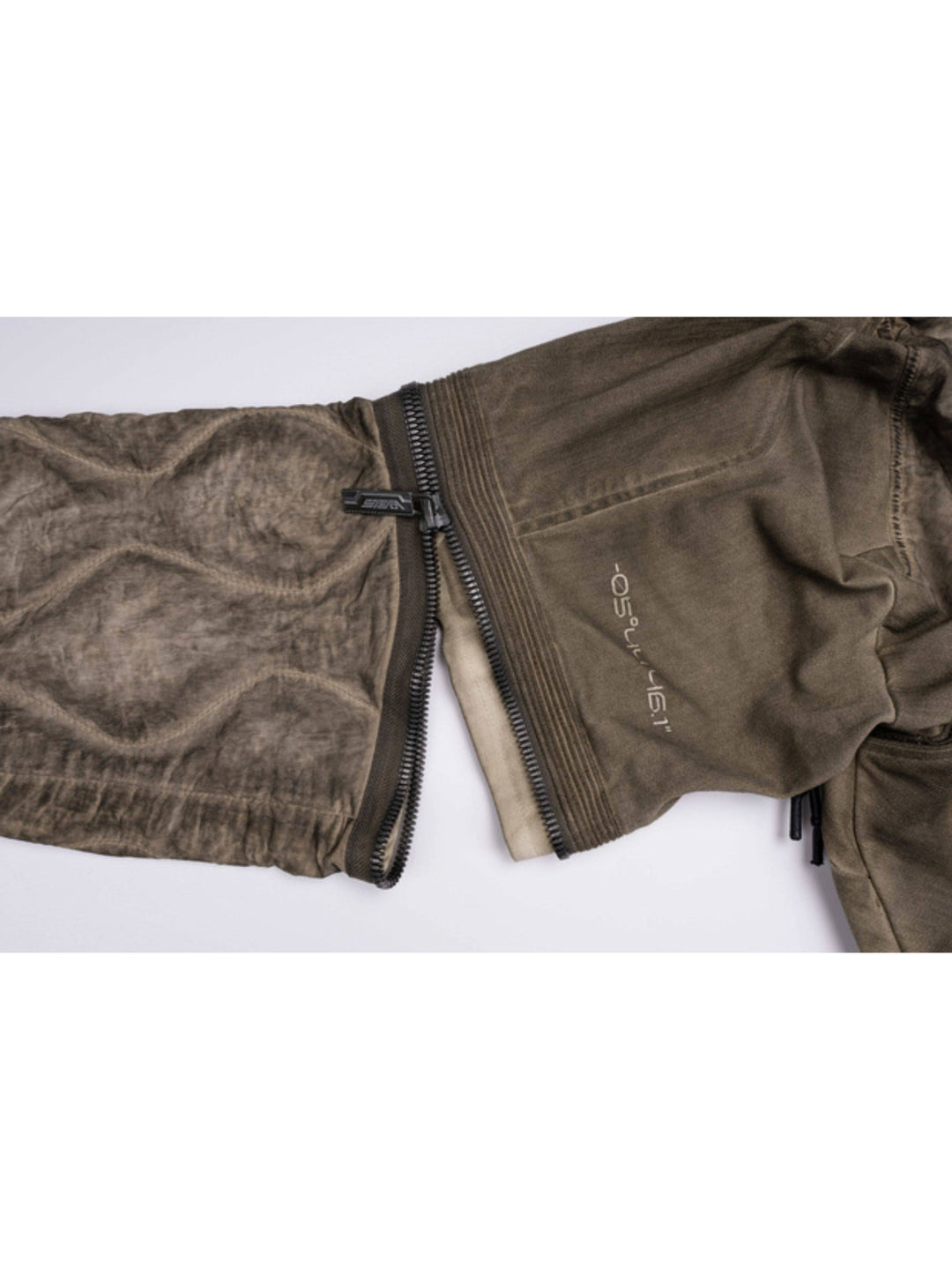 PIONEER mercury-brown detachable-sleeve jacket — close-up of the removable sleeve zipper and cuff construction