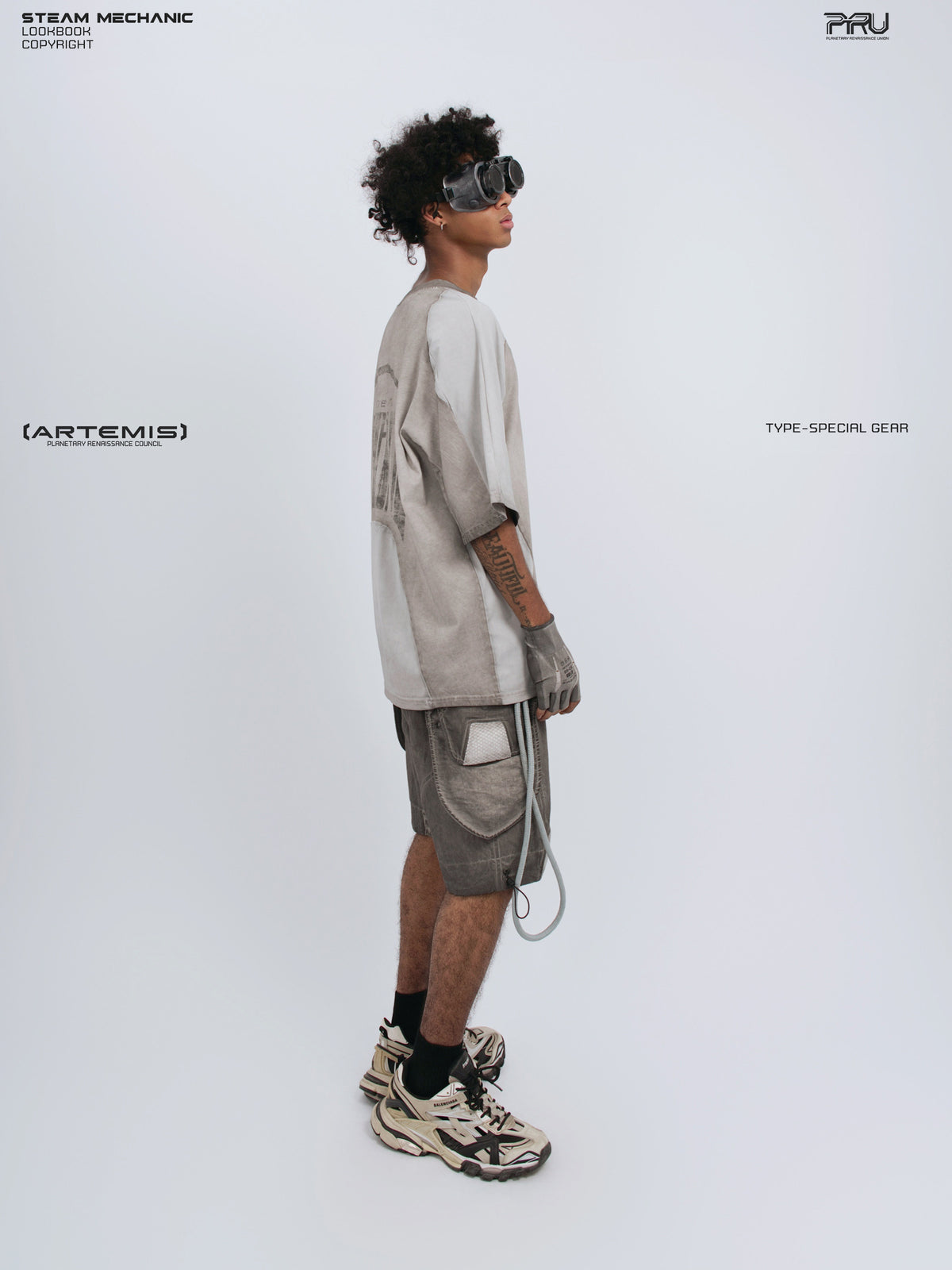 ARTEMIS xirang brown detachable technical shorts — side full-outfit view showing the cargo-pocket profile