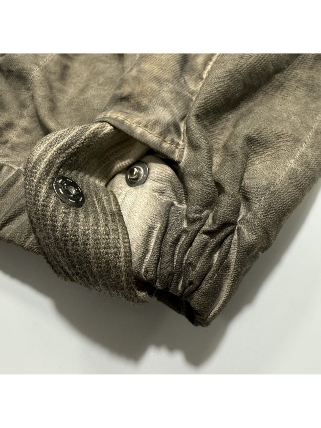 PIONEER detachable waist-pouch cargo pants — adjustable cuff — inside snap and elastic construction detail