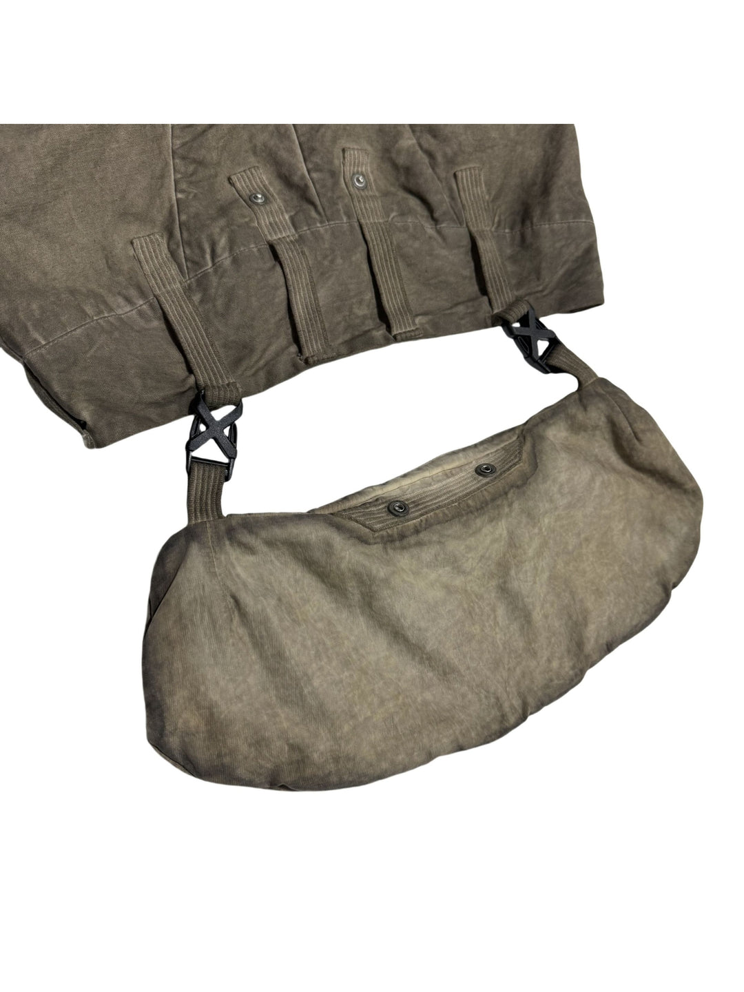 PIONEER detachable waist-pouch cargo pants — detachable pouch — rear attachment and snap construction detail