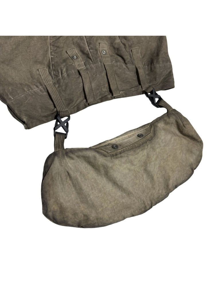 PIONEER detachable waist-pouch cargo pants — detachable pouch — rear attachment and snap construction detail
