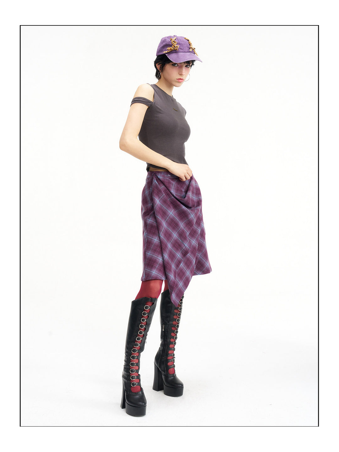 NEXT PASSPORT asymmetric cutout-shoulder sleeveless tee side styling