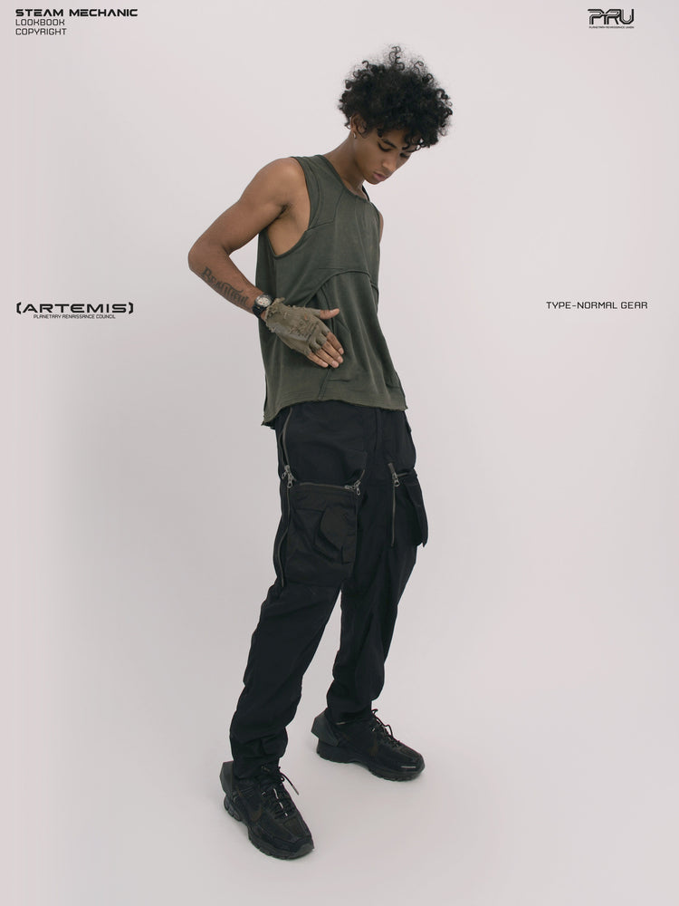 RIFT ARC moss green deconstructed tank — side modeled view showing the pocket opening
