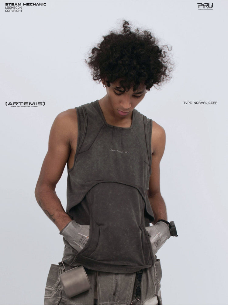 RIFT ARC deconstructed tank in fog gray — front modeled detail with hands in the curved pocket