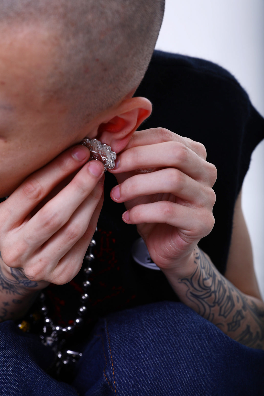 EMBRYO RUYI detachable sculptural earrings — sculptural hardware close-up