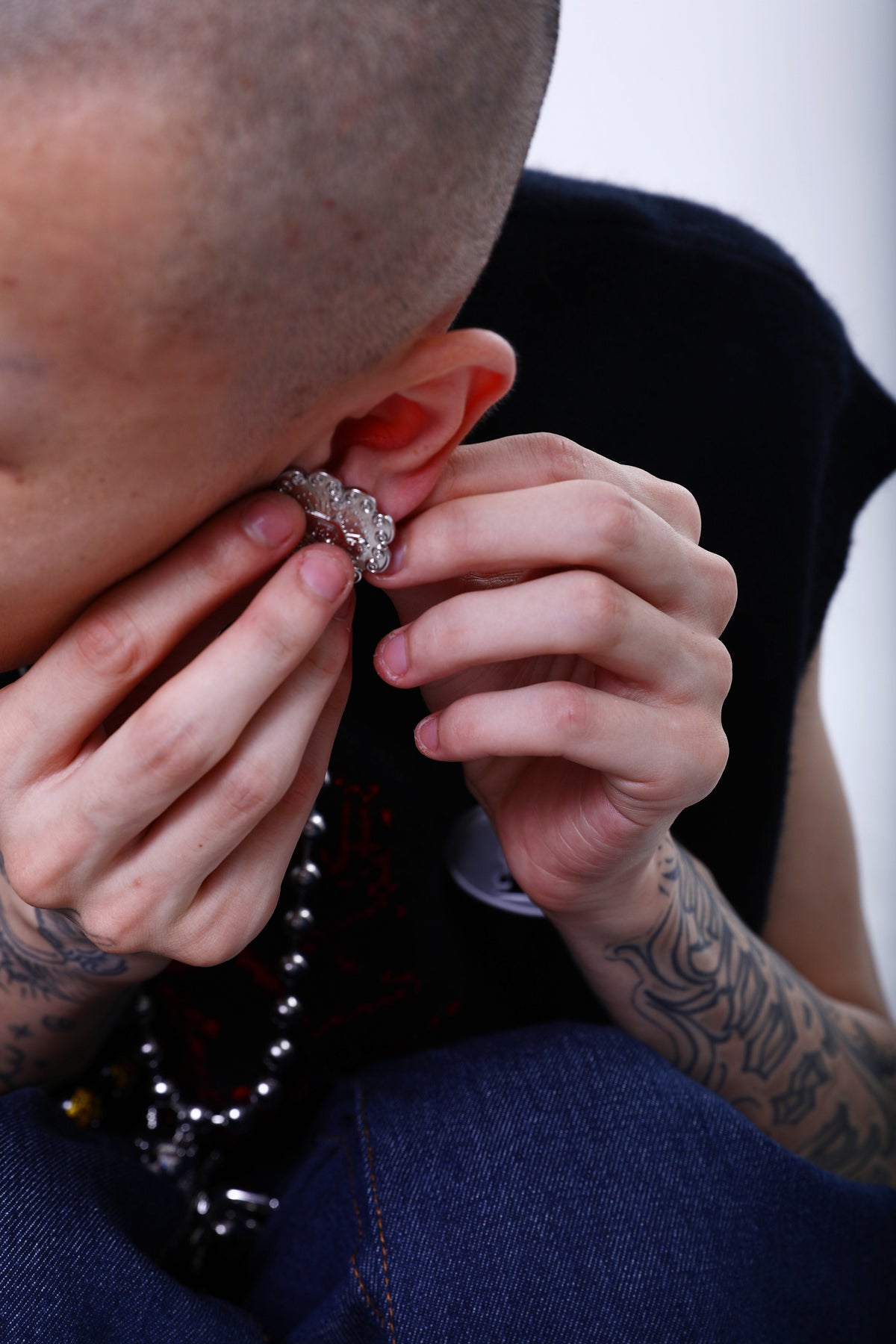 EMBRYO RUYI detachable sculptural earrings — sculptural hardware close-up