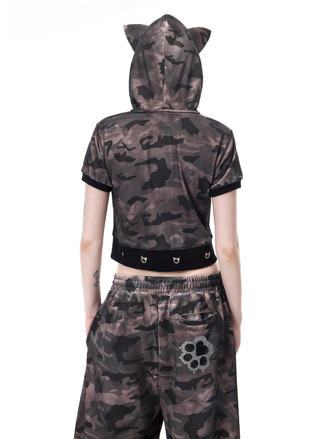 PINKSPINK CATPAW cropped cat-ear zip hoodie in gray-brown camouflage — rear close-up of pointed hood ears and hem eyelet details