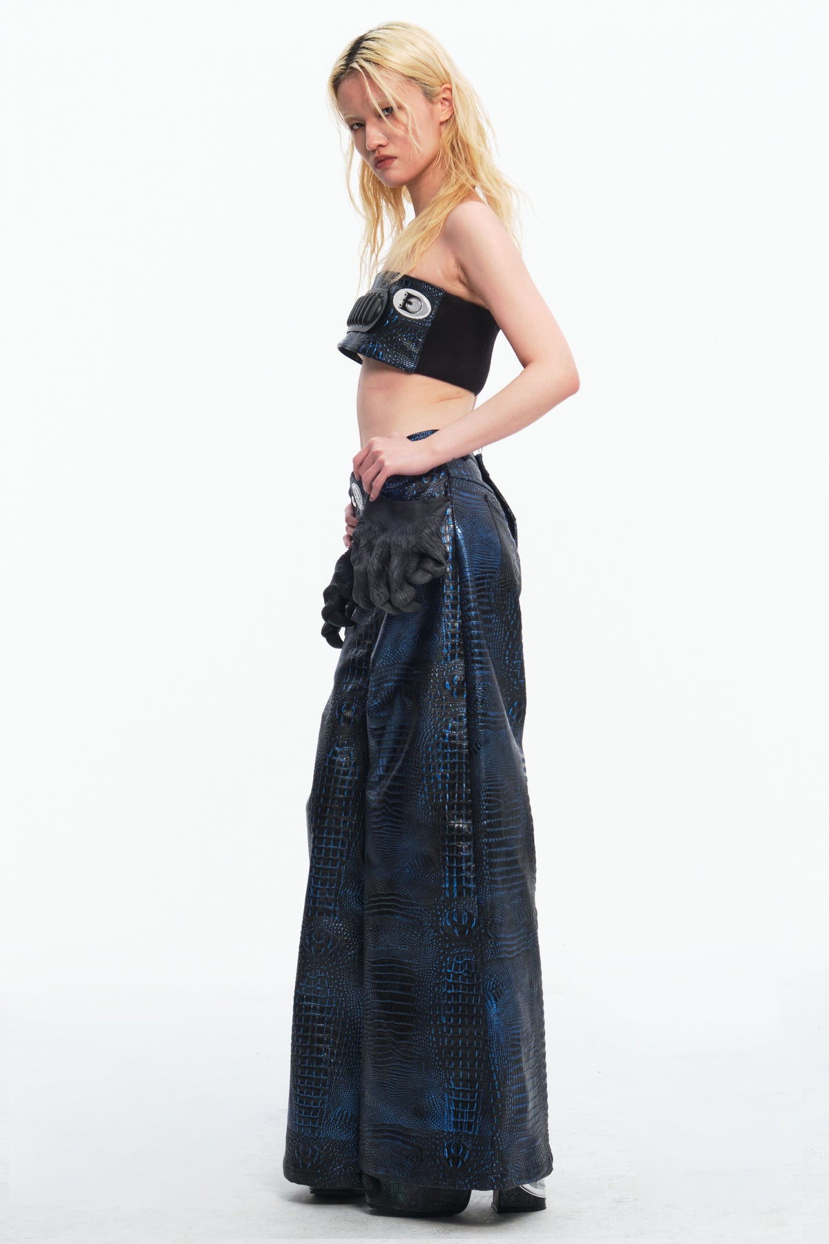 EMBRYO CLAW ARMOR crocodile-effect wide-leg pants — alternate modeled angle