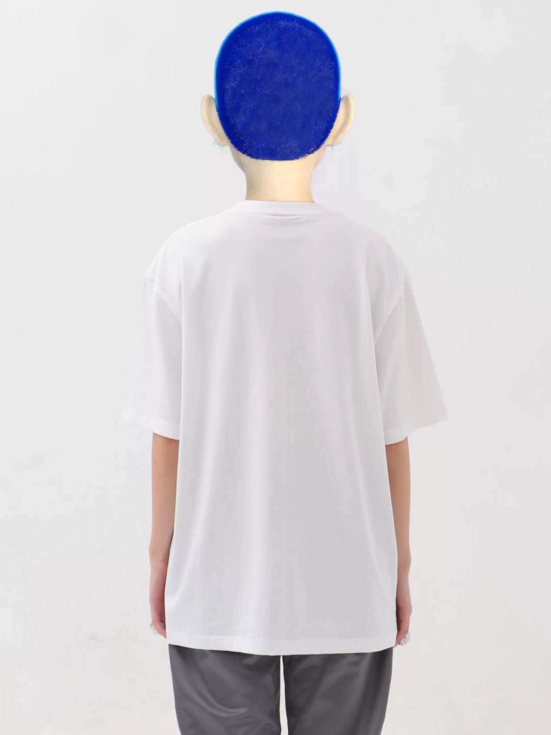 EMBRYO E23 LITTLE ONE oversized white graphic tee — side profile