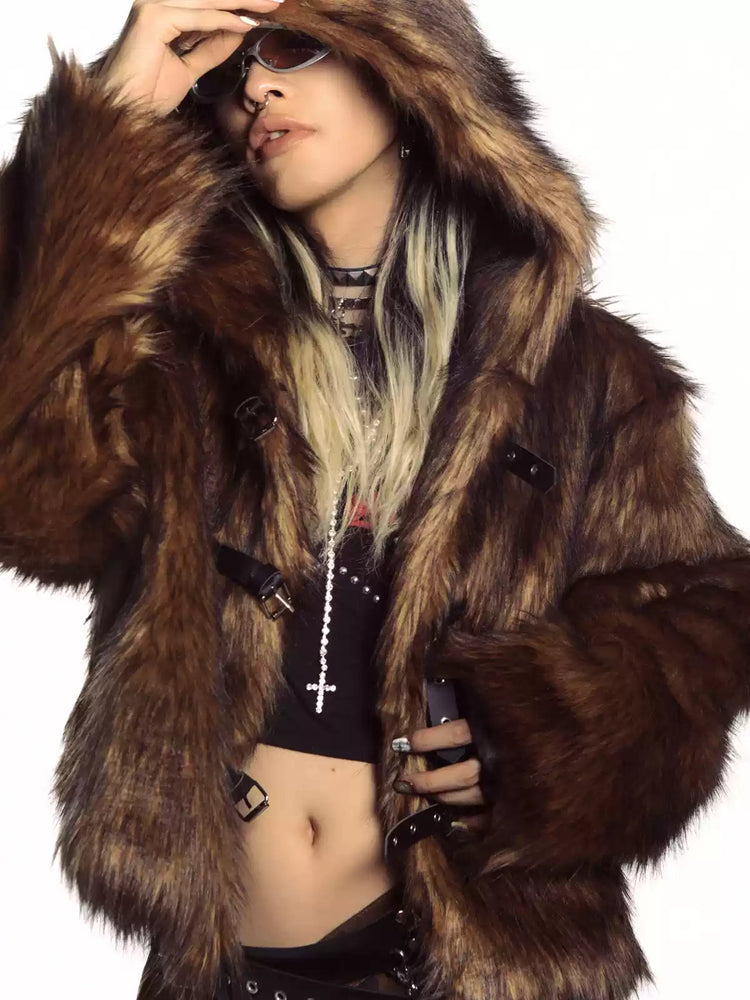 DEADENDKIDS NOMAD HOOD faux-fur coat — side or detail presentation