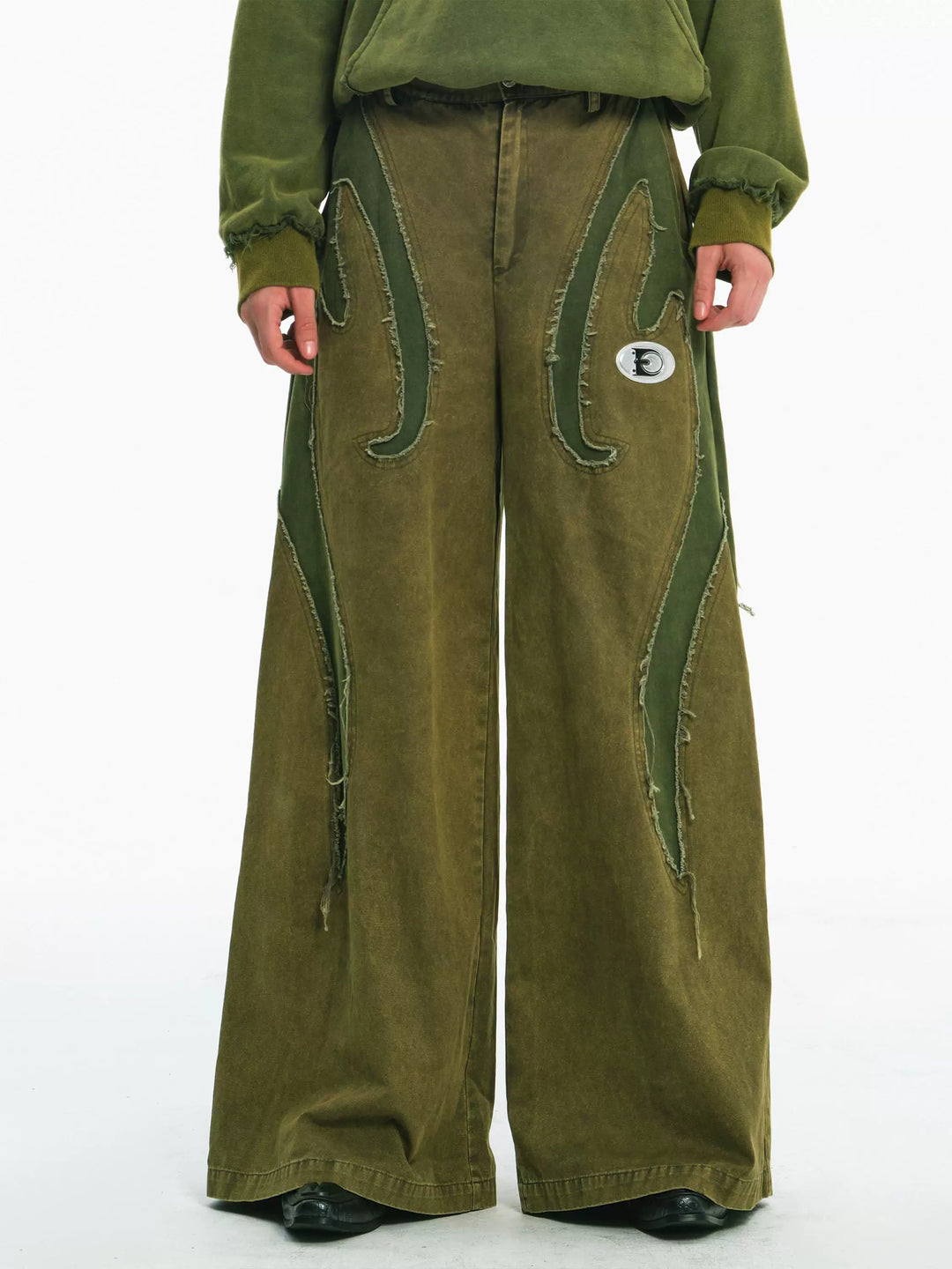 EMBRYO GREEN GUARD distressed wide-leg pants — front product presentation