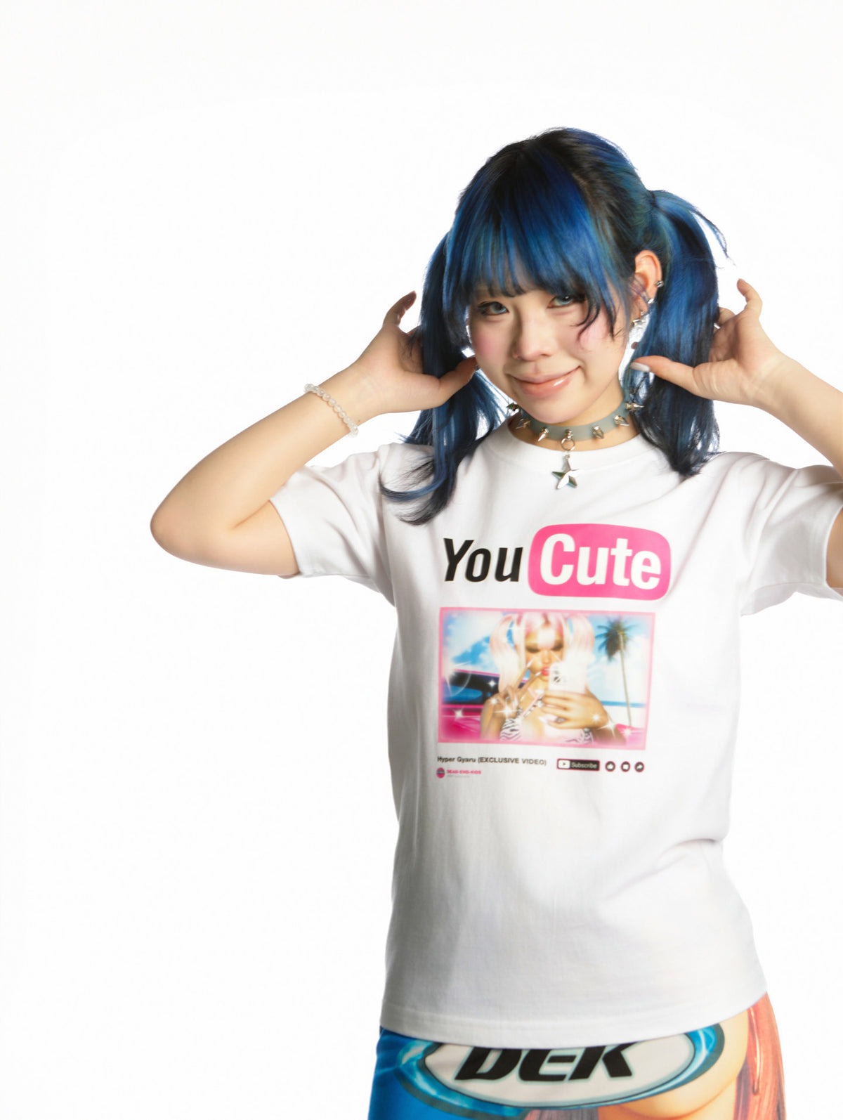 DEADENDKIDS YOUCUTE fitted graphic tee — rear modeled view