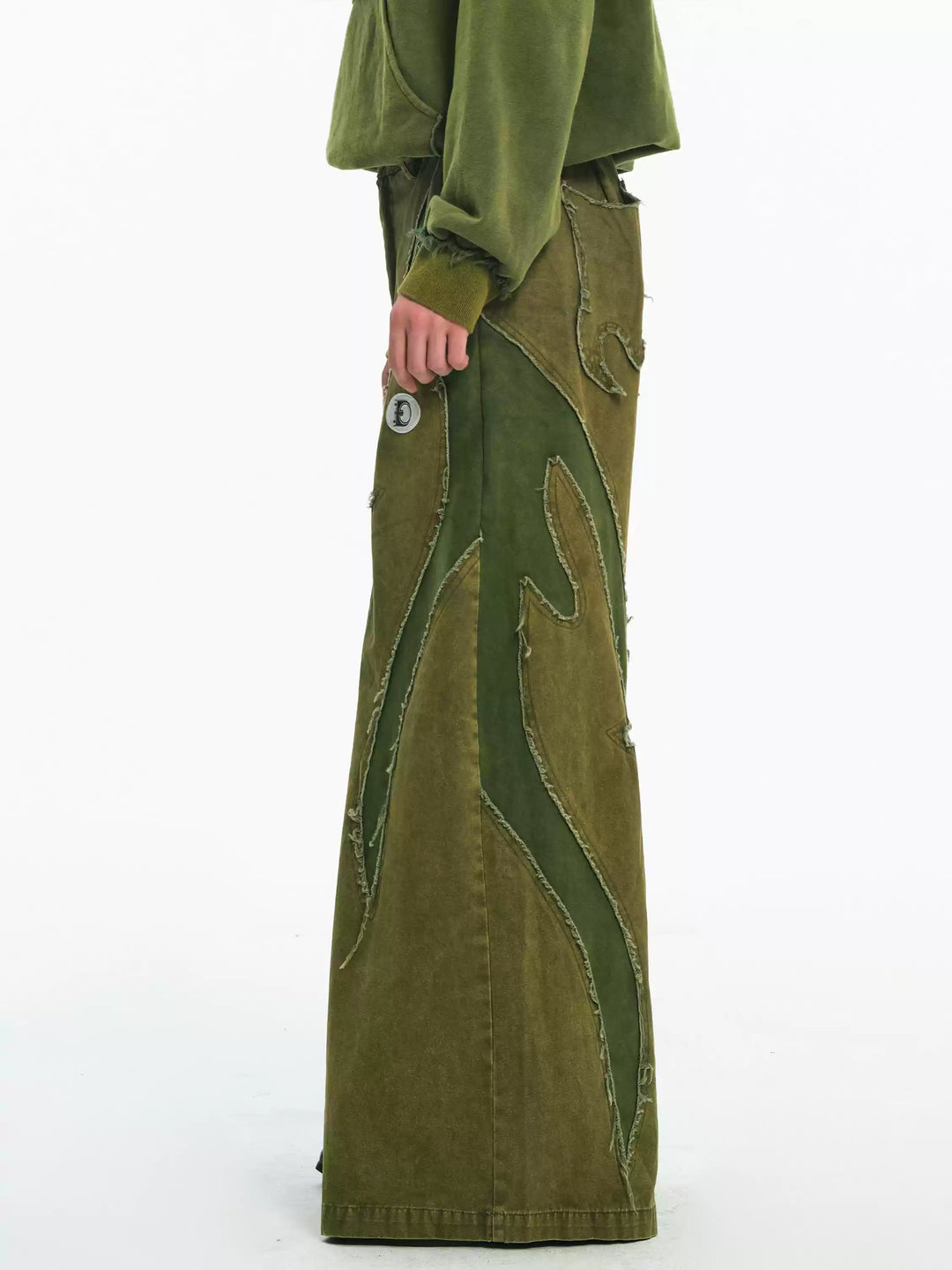 EMBRYO GREEN GUARD distressed wide-leg pants — side or detail presentation