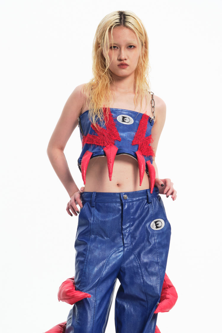EMBRYO RED CLAW padded PU tube top — alternate modeled angle