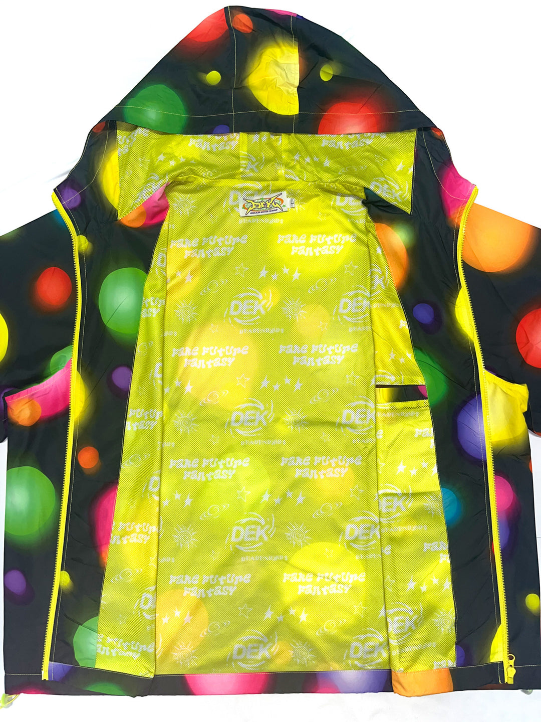 DEADENDKIDS POLKA SHIELD three-proof shell jacket — full-length modeled view