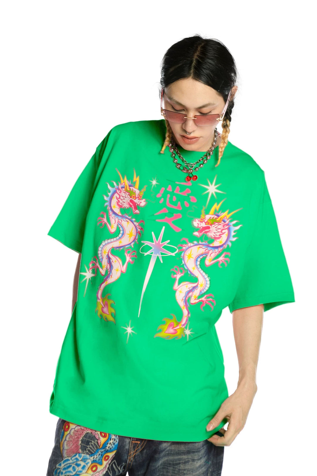 DEADENDKIDS DRAGON LOVE oversized graphic tee — alternate modeled angle