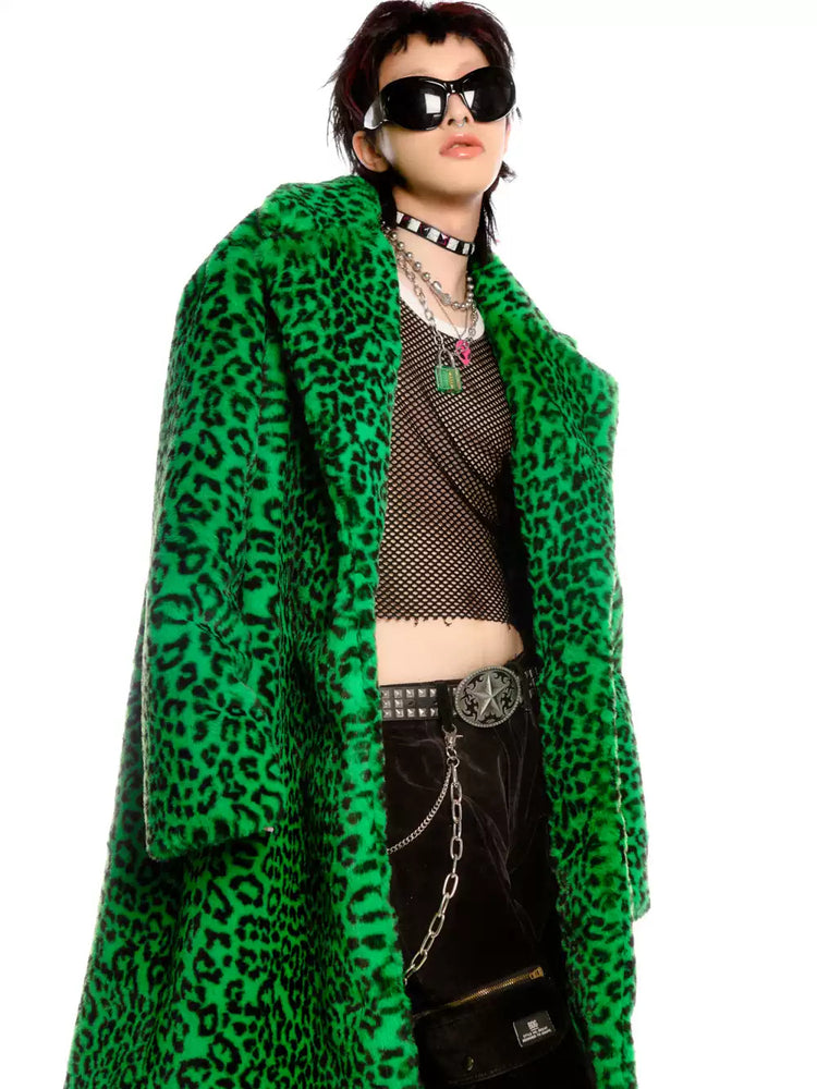 DEADENDKIDS LEOPARD RIOT long faux-fur coat & hat — rear or construction presentation
