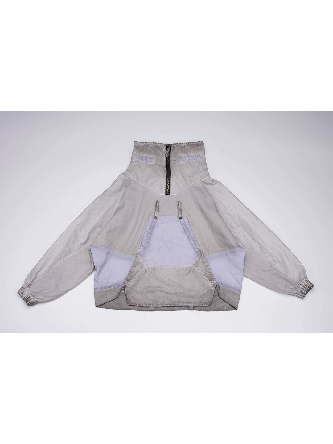 PIONEER eris white detachable-pocket utility hoodie — front flat-lay view with chest pocket folded closed