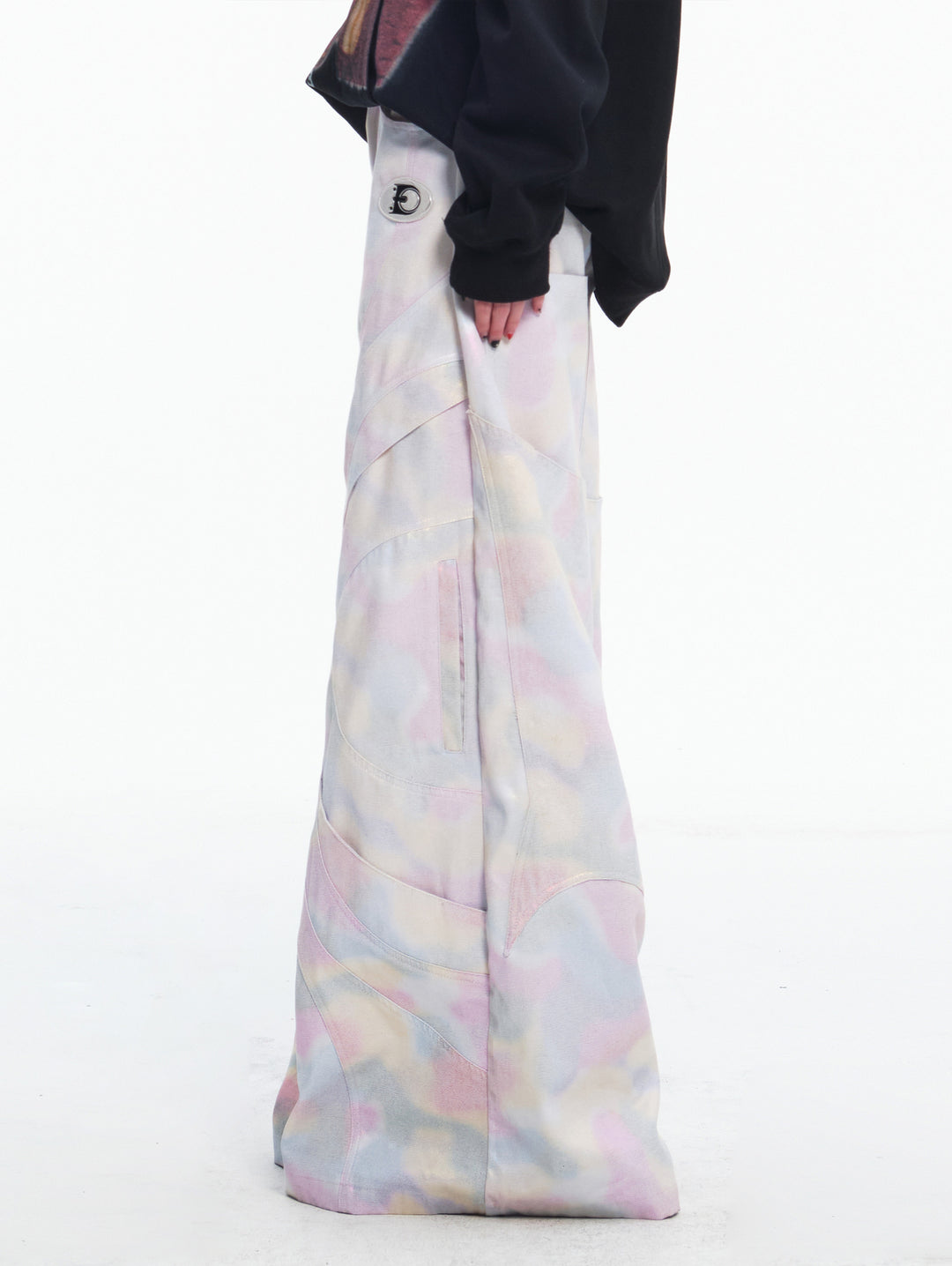 EMBRYO REFLECTIVE CAMO deconstructed wide-leg pants — additional product detail view