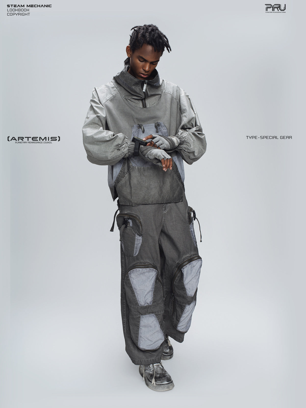 PIONEER moon dust gray welded multi-pocket work pants — material and silhouette detail