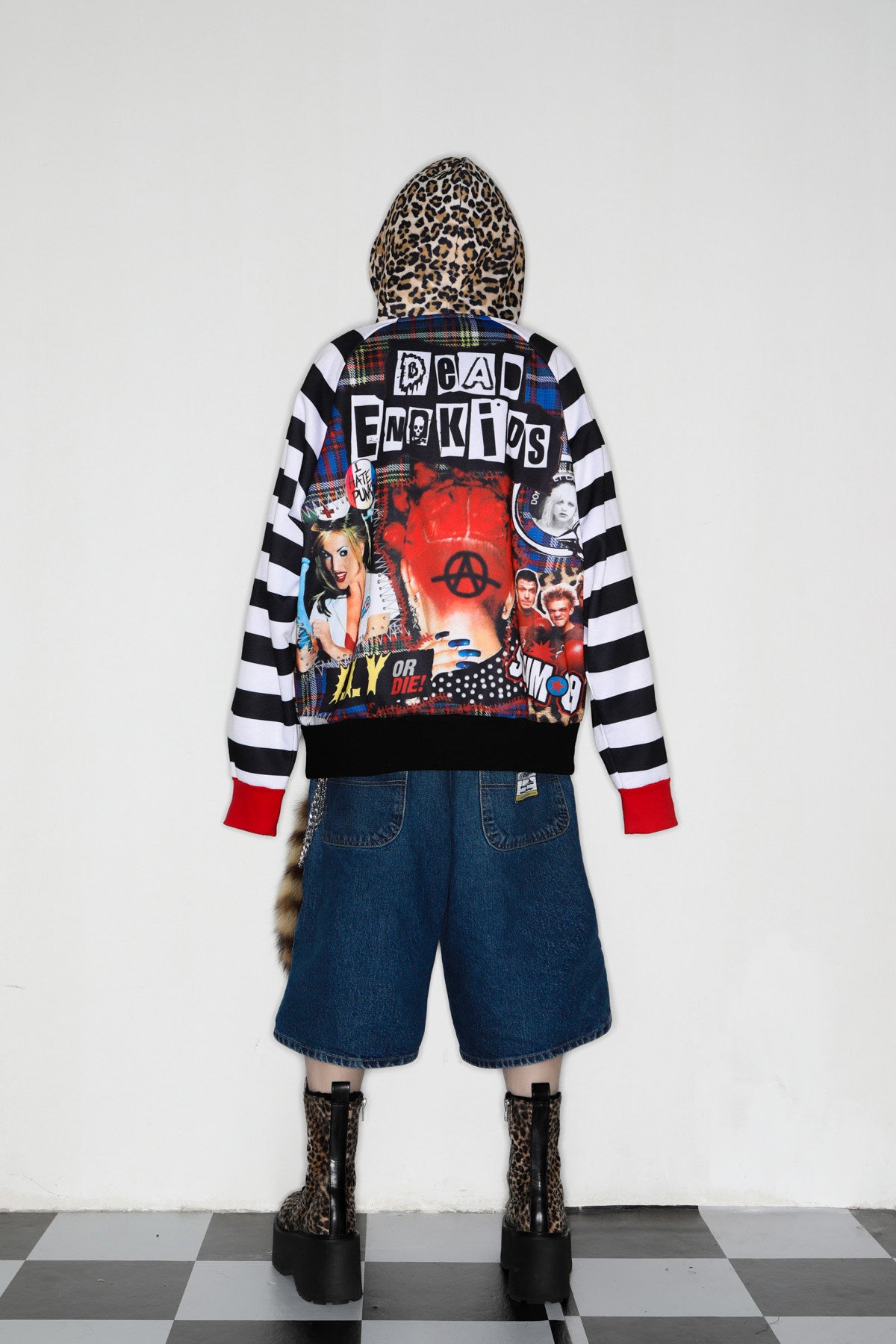 DEADENDKIDS PUNK COLLAGE fleece zip hoodie — close modeled view