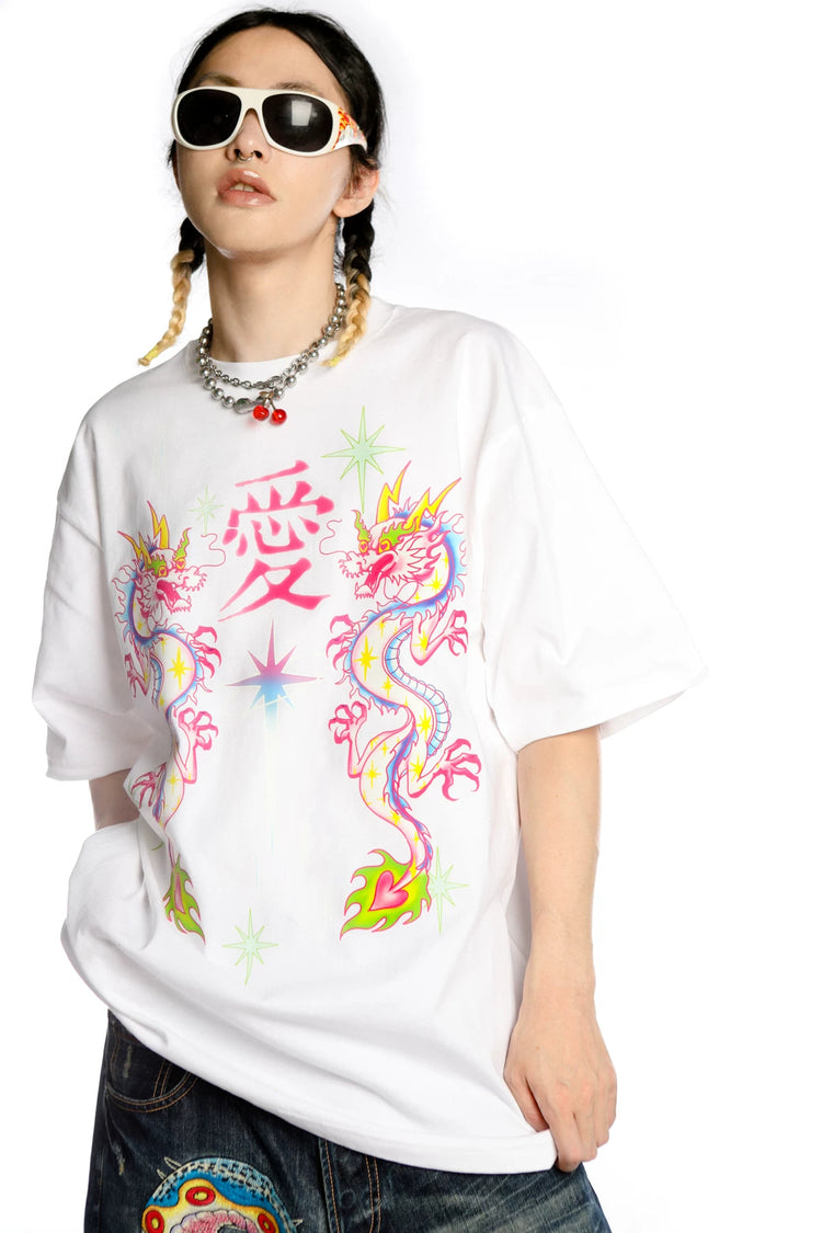 DEADENDKIDS DRAGON LOVE oversized graphic tee — full-length modeled view