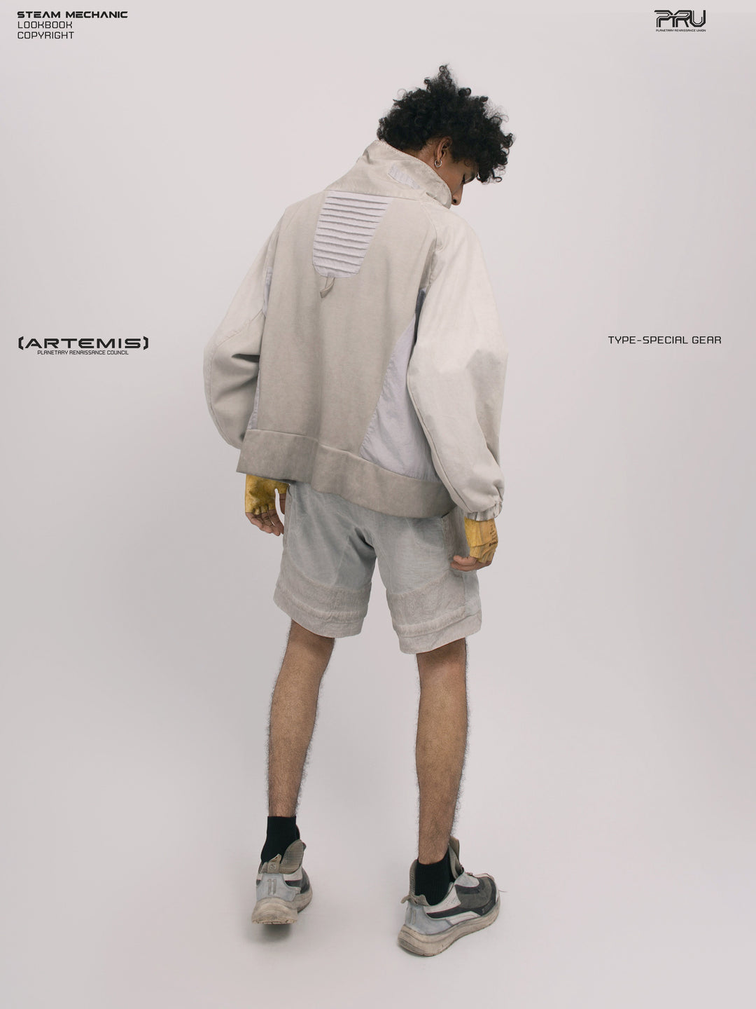 PIONEER eris white detachable-pocket utility hoodie — three-quarter back modeled view showing the rear panel and hem
