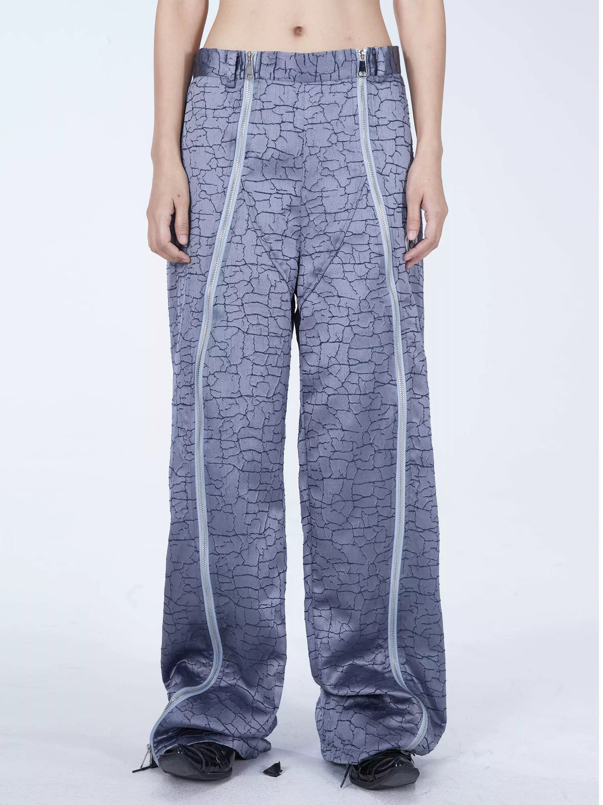 EMBRYO FIVE POISONS luminous-zip crackle flare pants — front modeled view