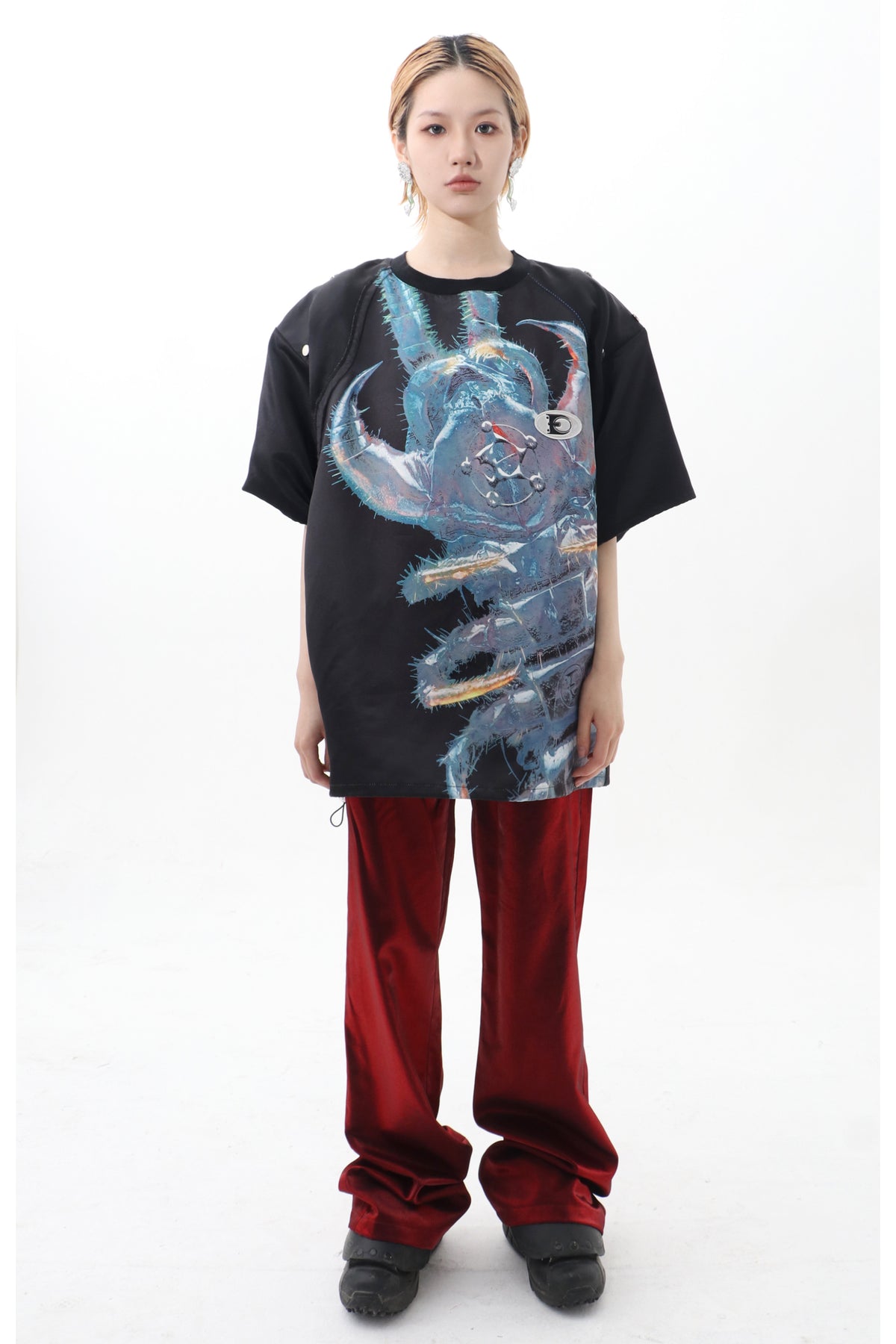 EMBRYO FIVE POISONS detachable-shoulder T-shirt — product-only front view