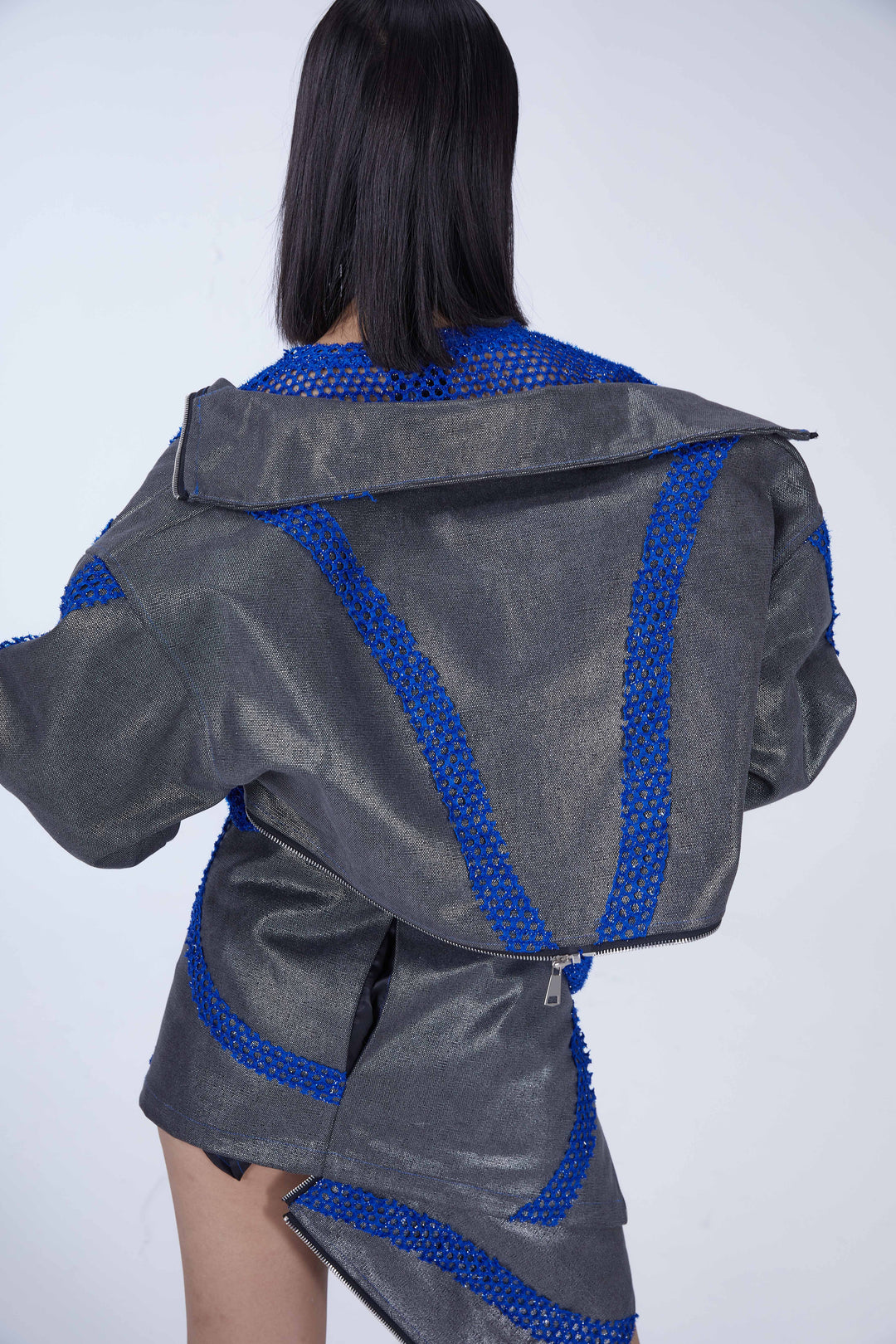 EMBRYO METAL SHELL convertible canvas jacket — material and hardware detail
