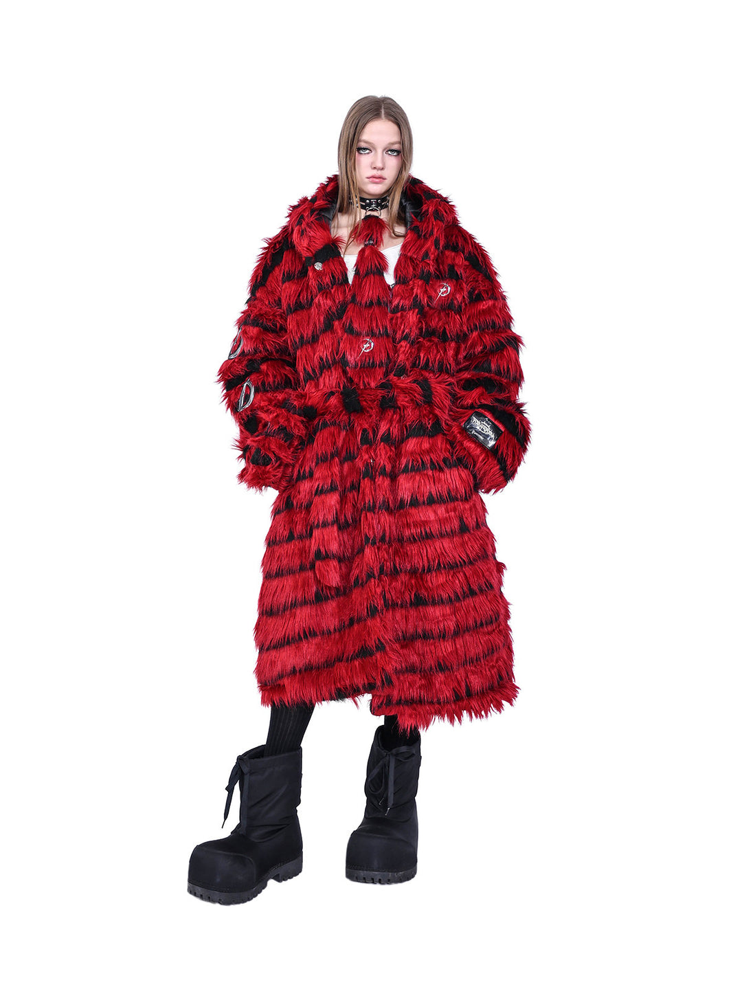 PINKSPINK ELECTRIC MOON black-red faux-fur studded collar — alternate angle showing the shape and finish
