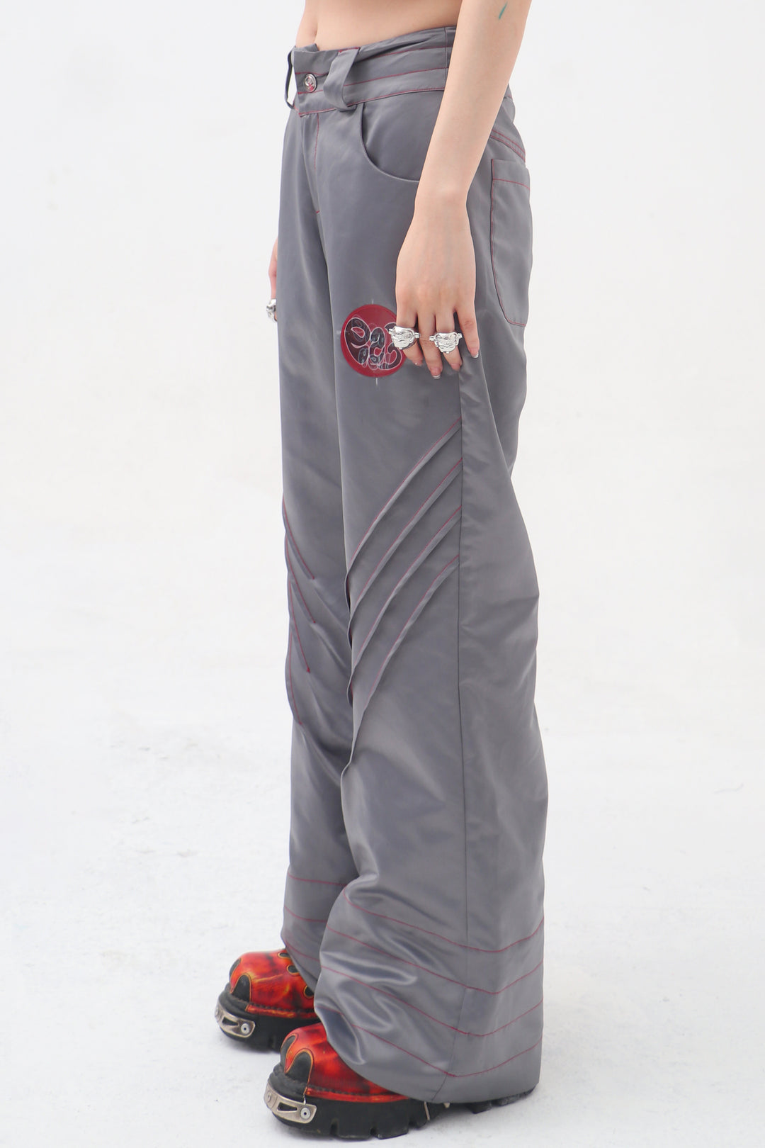 EMBRYO STARSHIFT ruched 3D-effect pants — construction detail