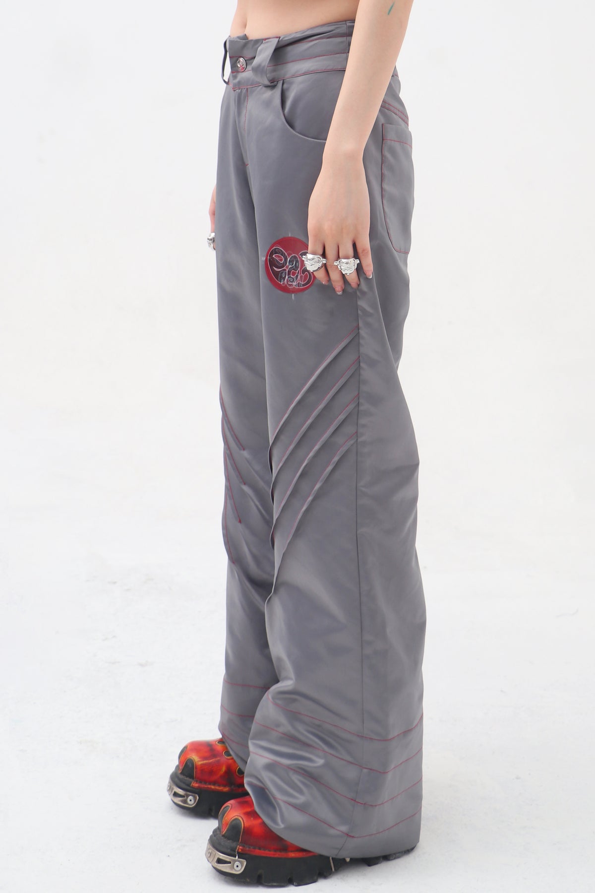 EMBRYO STARSHIFT ruched 3D-effect pants — construction detail