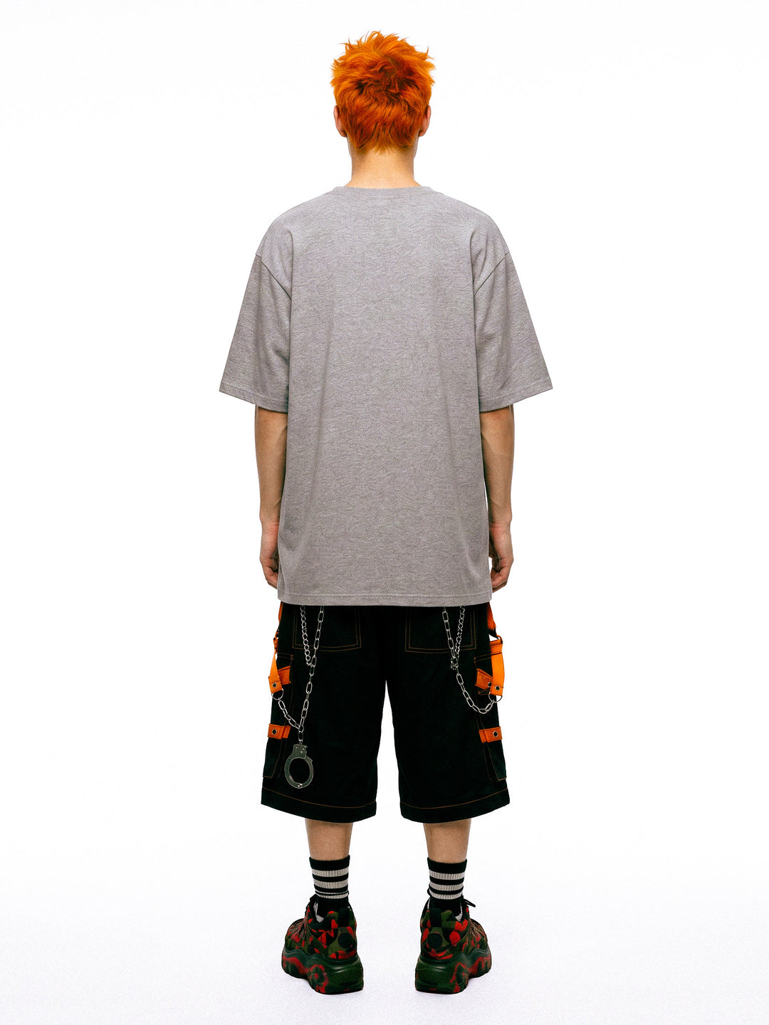 DEADENDKIDS NUMB HEART oversized graphic tee — close modeled view